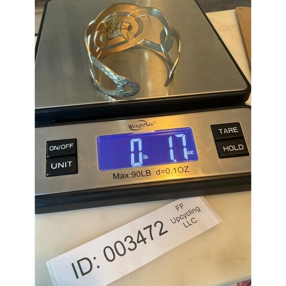 Hammered Gold-Tone Cuff Bracelet Matte Oval White Stone Boho Adjustable - Picture 11 of 11